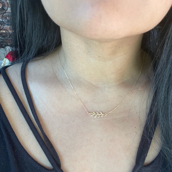 14k Italian solid gold olive tree branch necklace - Picture 8 of 11